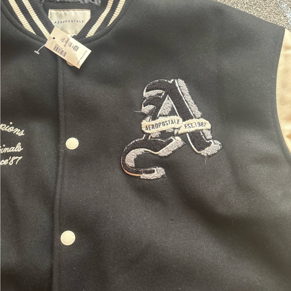 NWT Mens Sz XXL Aeropostale Champion Black and Cream Varsity Jacket - Picture 3 of 13